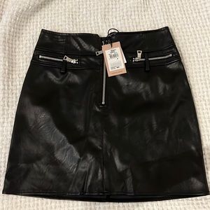 Womens black skirt size M
